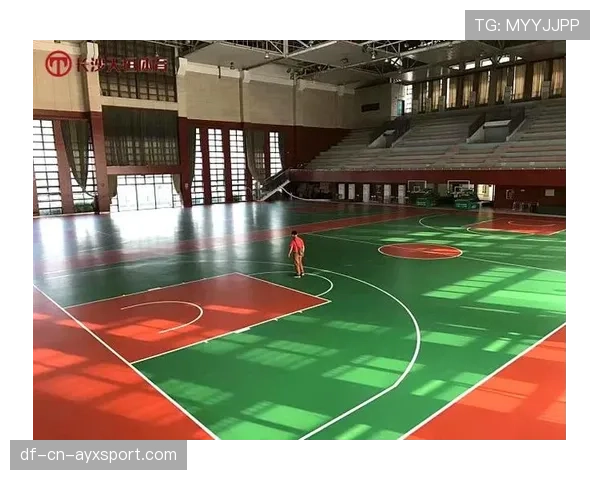 球场夜间商业活动的安全合规操作手册,夜间篮球场